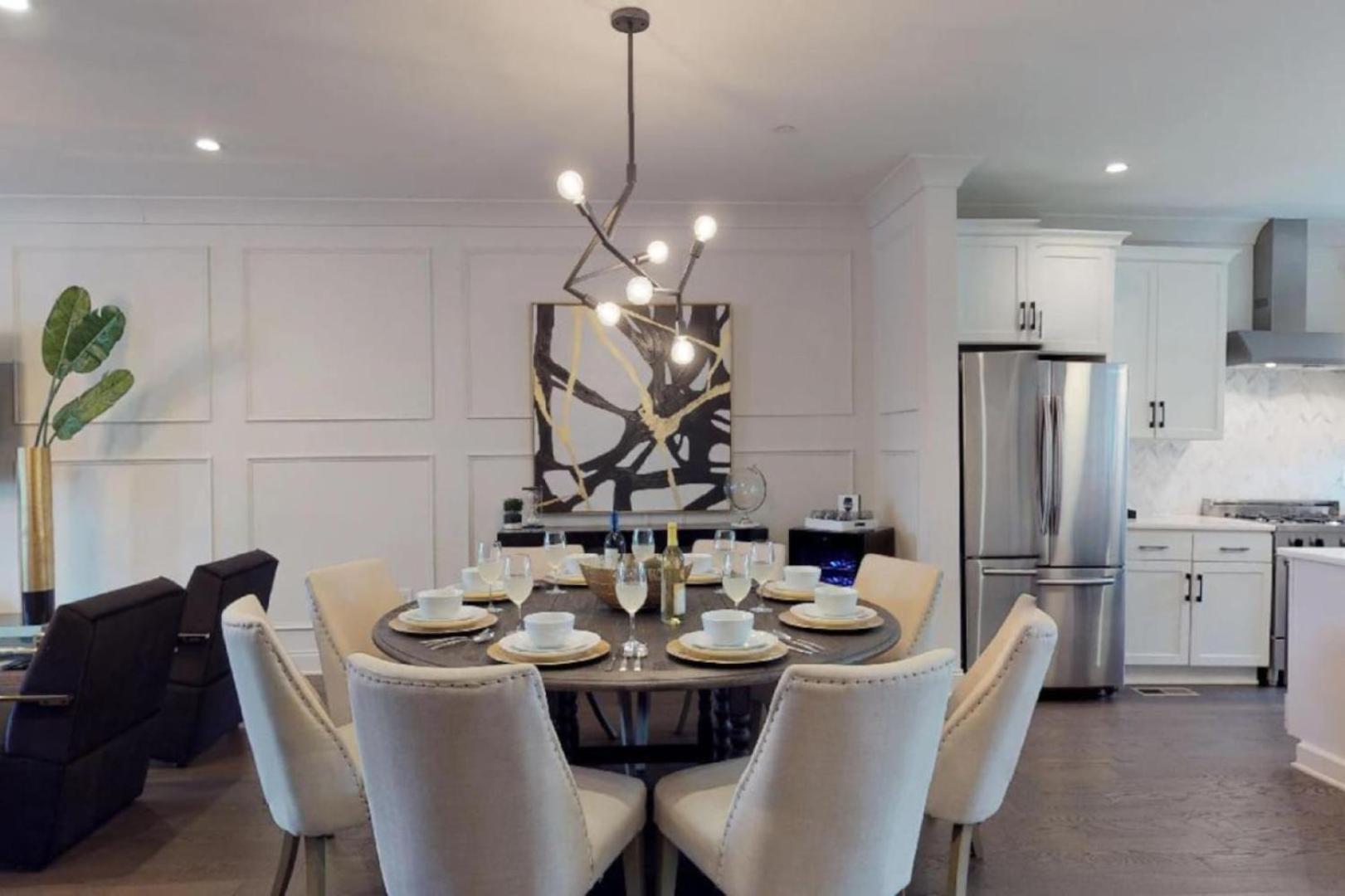 Luxury In Music Row The Gulch Is Minutes Away Holiday home Nashville