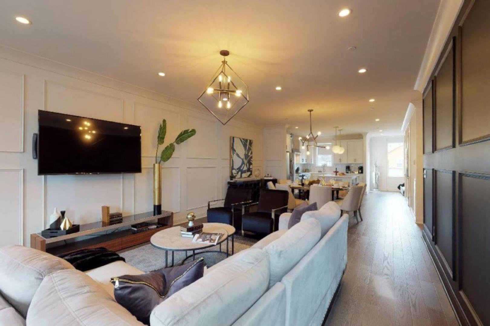 Holiday home Luxury In Music Row The Gulch Is Minutes Away *