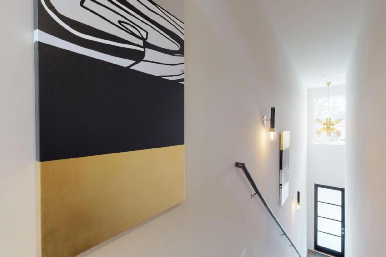 Luxury In Music Row The Gulch Is Minutes Away