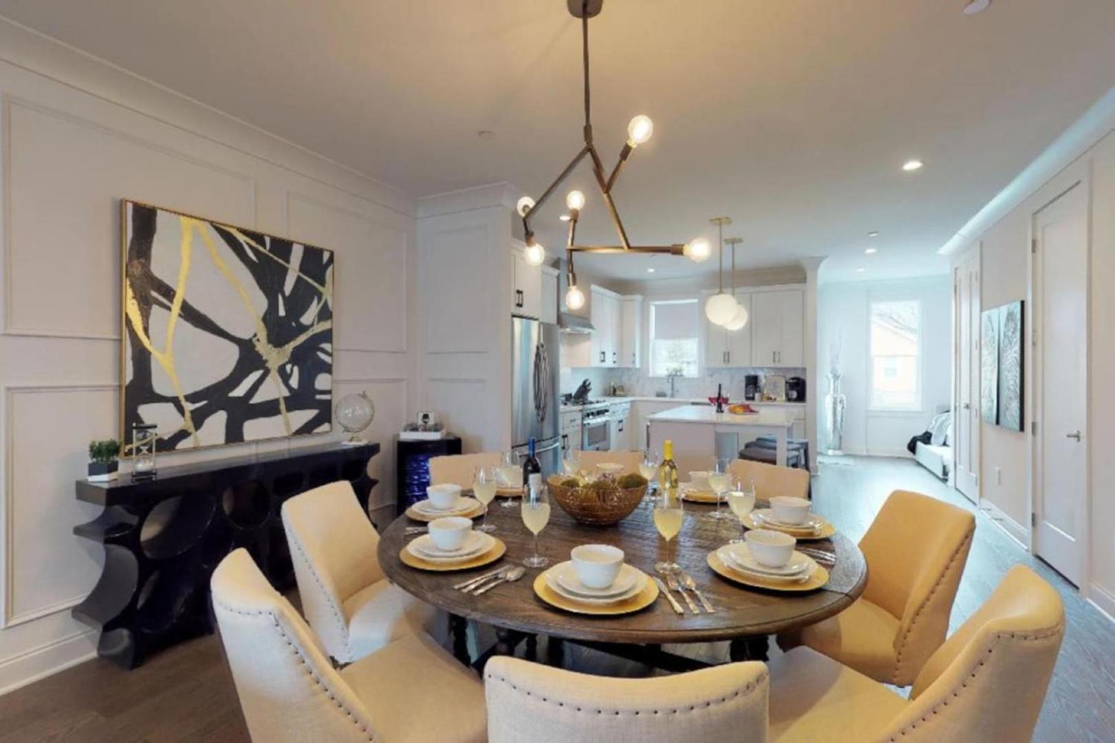 Holiday home Luxury In Music Row The Gulch Is Minutes Away Nashville