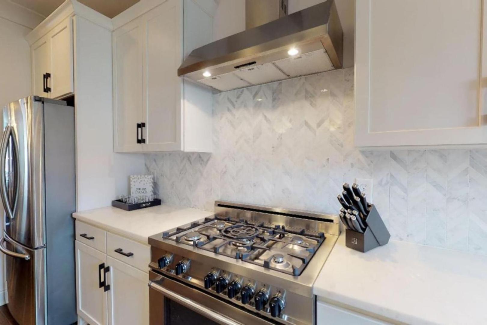Luxury In Music Row The Gulch Is Minutes Away * Nashville