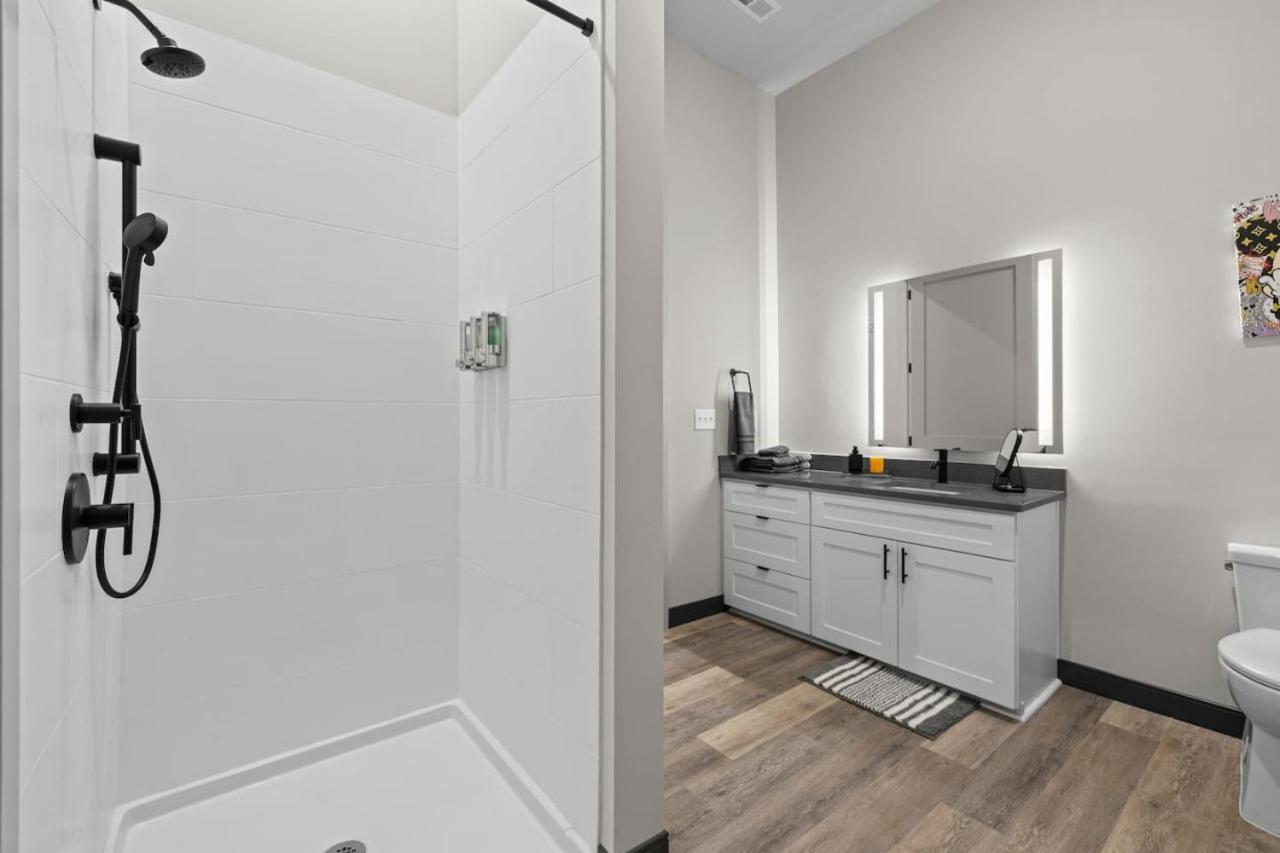 Alto 105 Apartment *