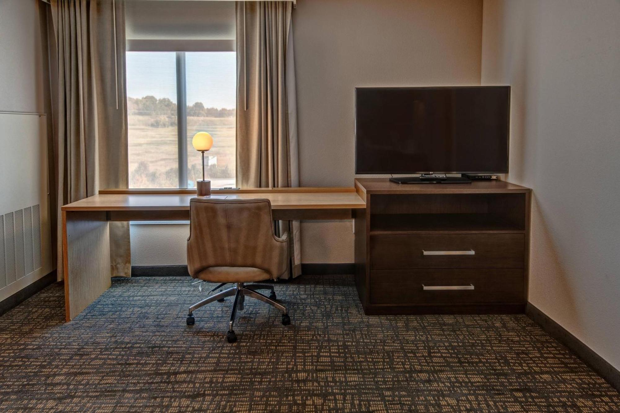 Hotel By Marriott At Opryland 3*