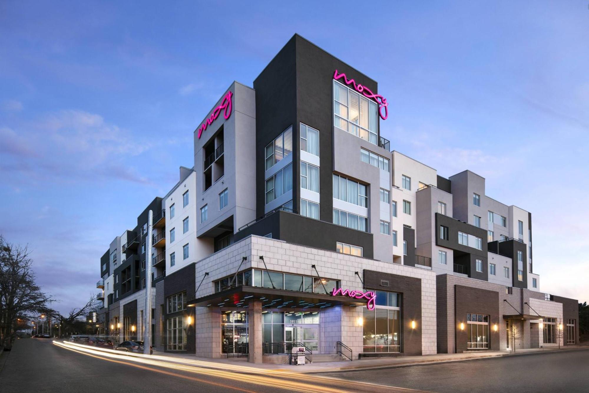Moxy Vanderbilt Area Nashville