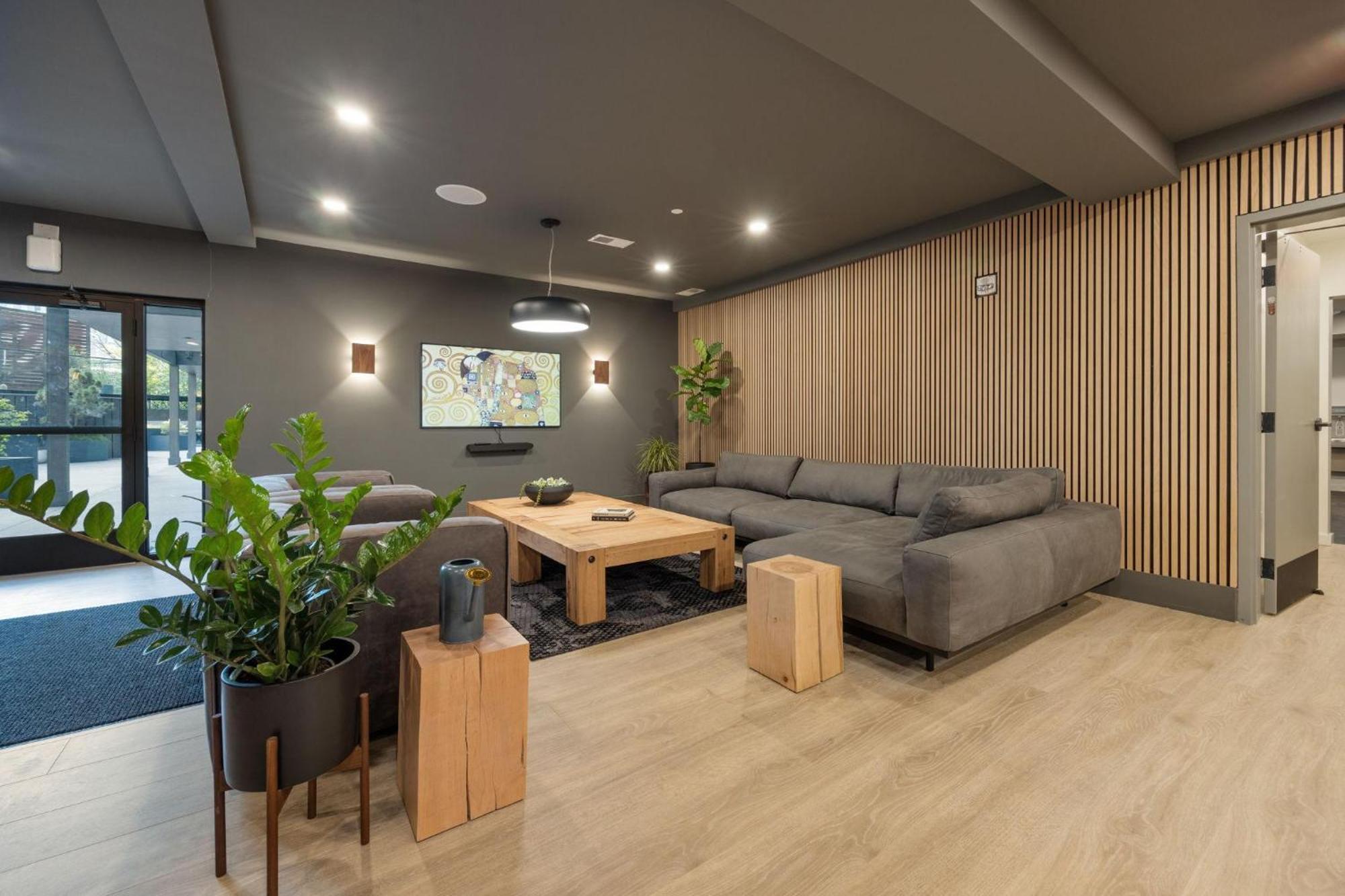 Hyve - Music Social - Private Patio