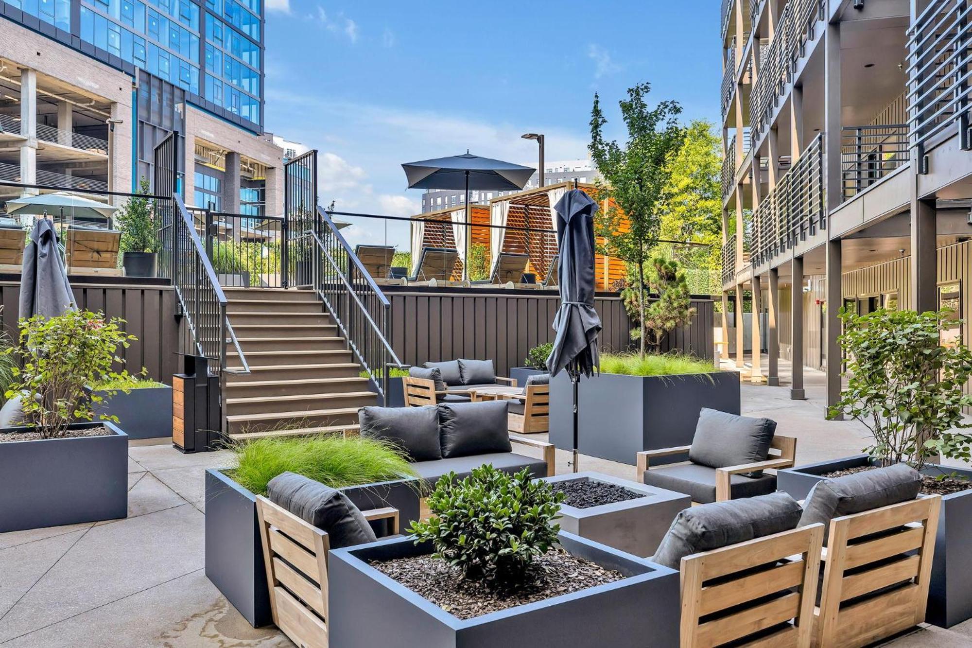 Hyve - Music Social - Private Patio Holiday home