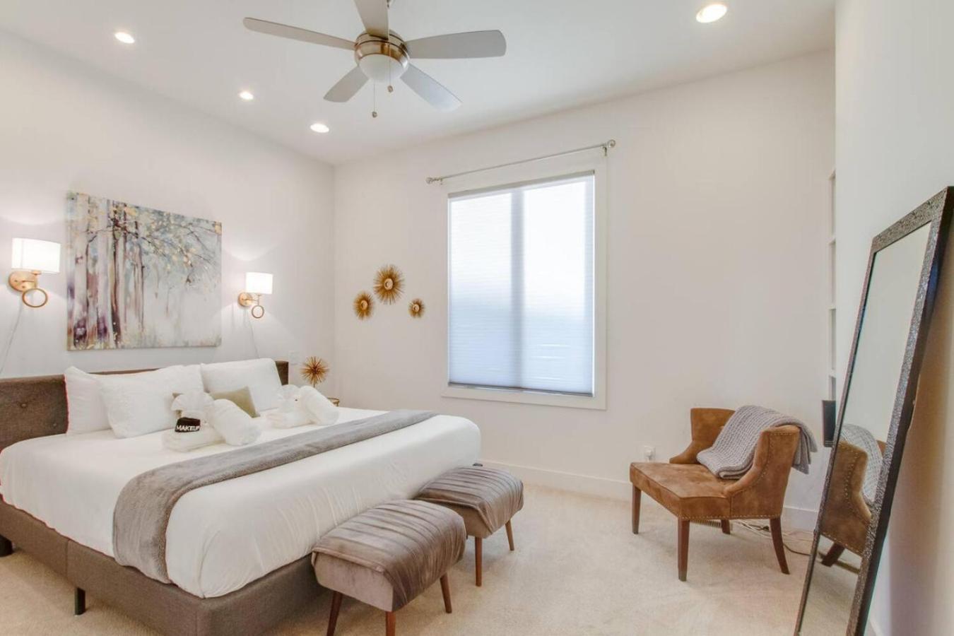 Spacious And Sleek Amazing Location Patio Space Nashville