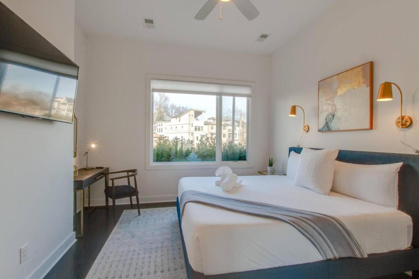 Spacious And Sleek Amazing Location Patio Space * Nashville