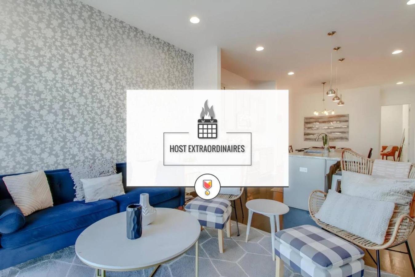 Spacious And Sleek Amazing Location Patio Space