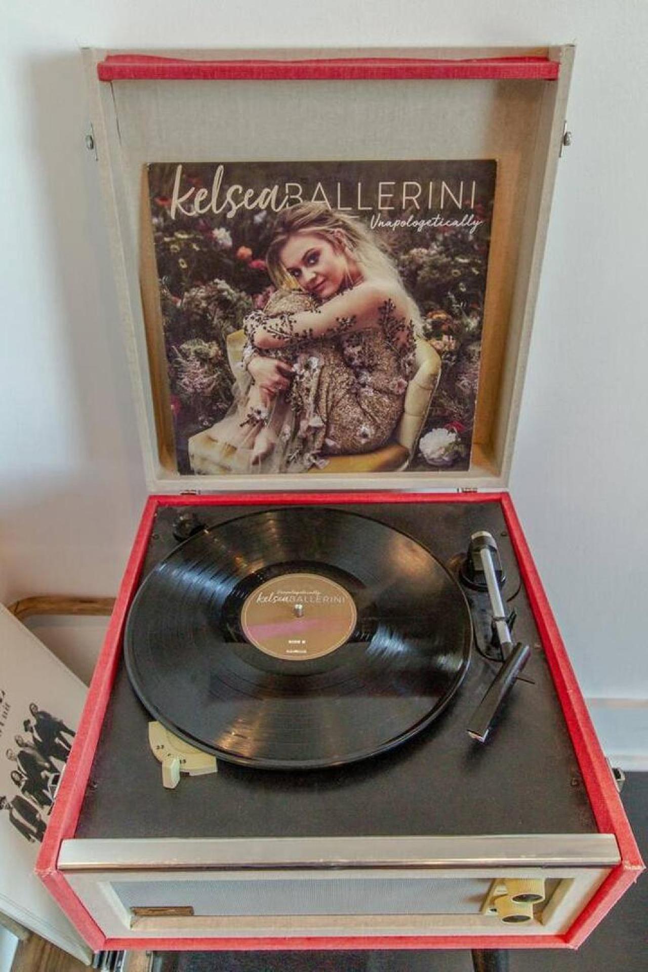 Holiday home Spacious And Sleek Amazing Location Patio Space *