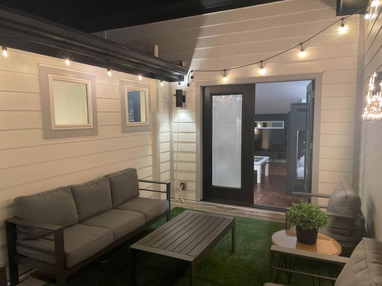 Urban Living- Rooftop Hangout- Hillsboro Village