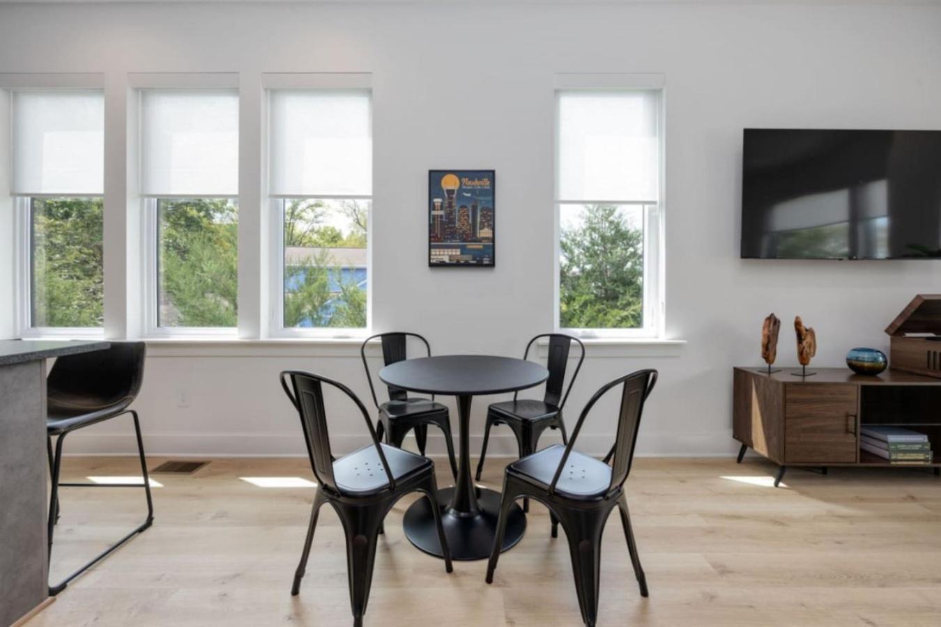 The Ryman 4 Bedroom Haven With Scenic Rooftop *