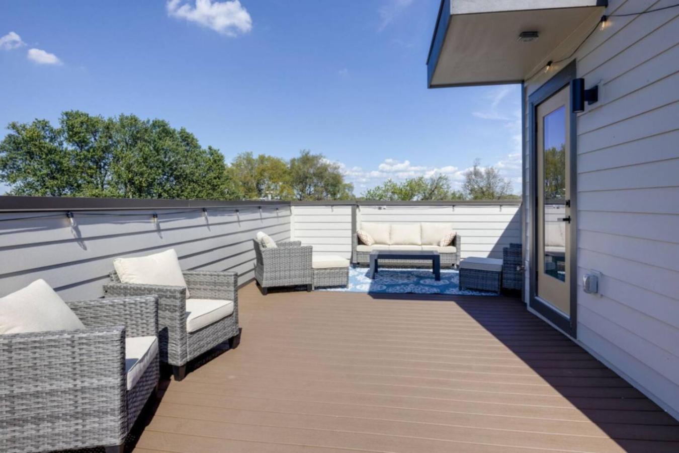 The Ryman 4 Bedroom Haven With Scenic Rooftop