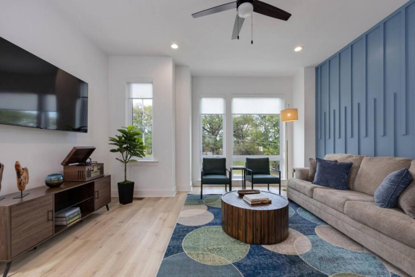 Holiday home The Ryman 4 Bedroom Haven With Scenic Rooftop Nashville