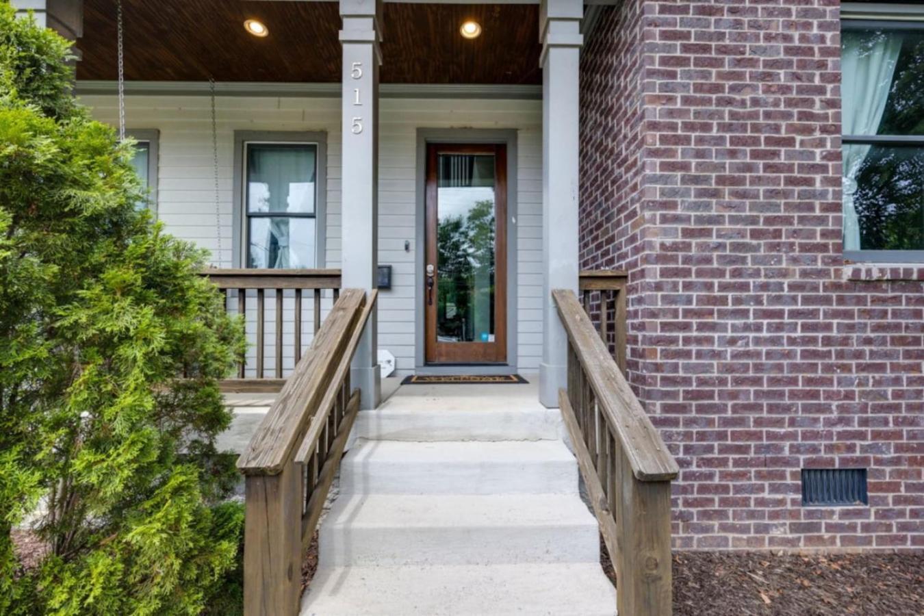 Tranquil East Nash Escape - Pool Table Holiday home Nashville