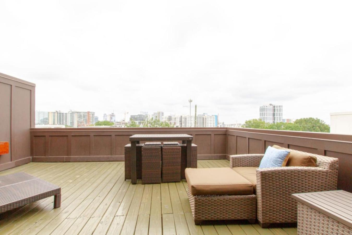 Luxe Gulch 30 Day Minimum Amazing Views Holiday home Nashville