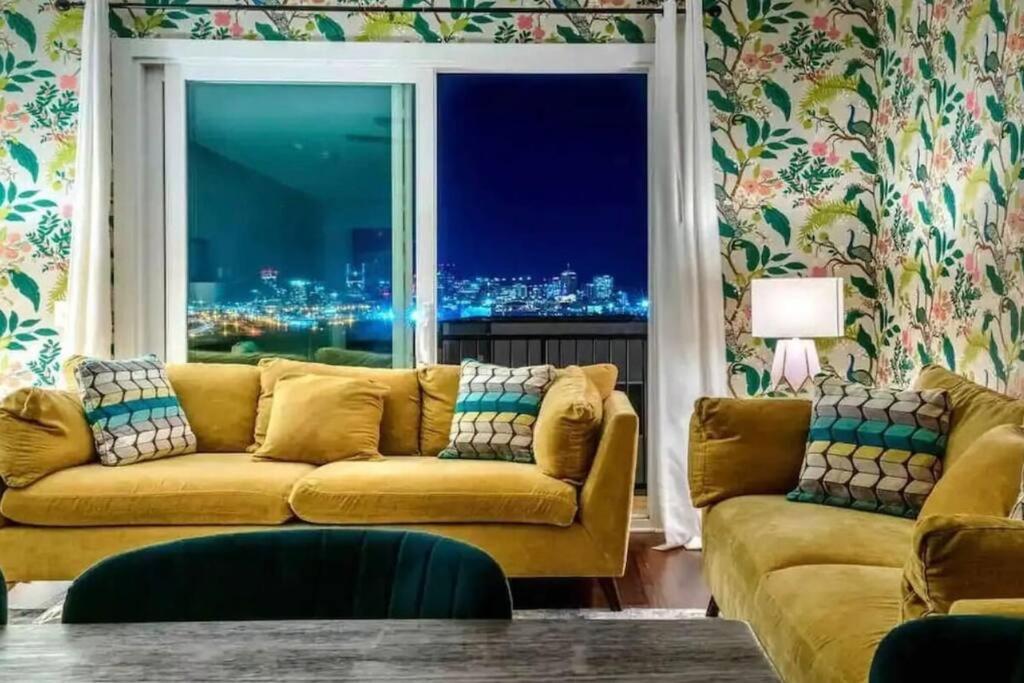 Holiday home North Luxury Home! Perfect For Large Groups! Nashville
