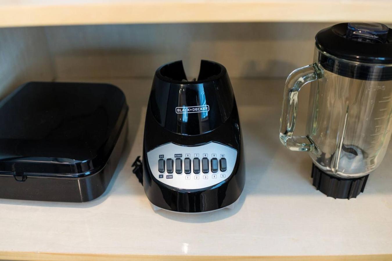 Holiday home Premier Townhome East Minutes Downtown *