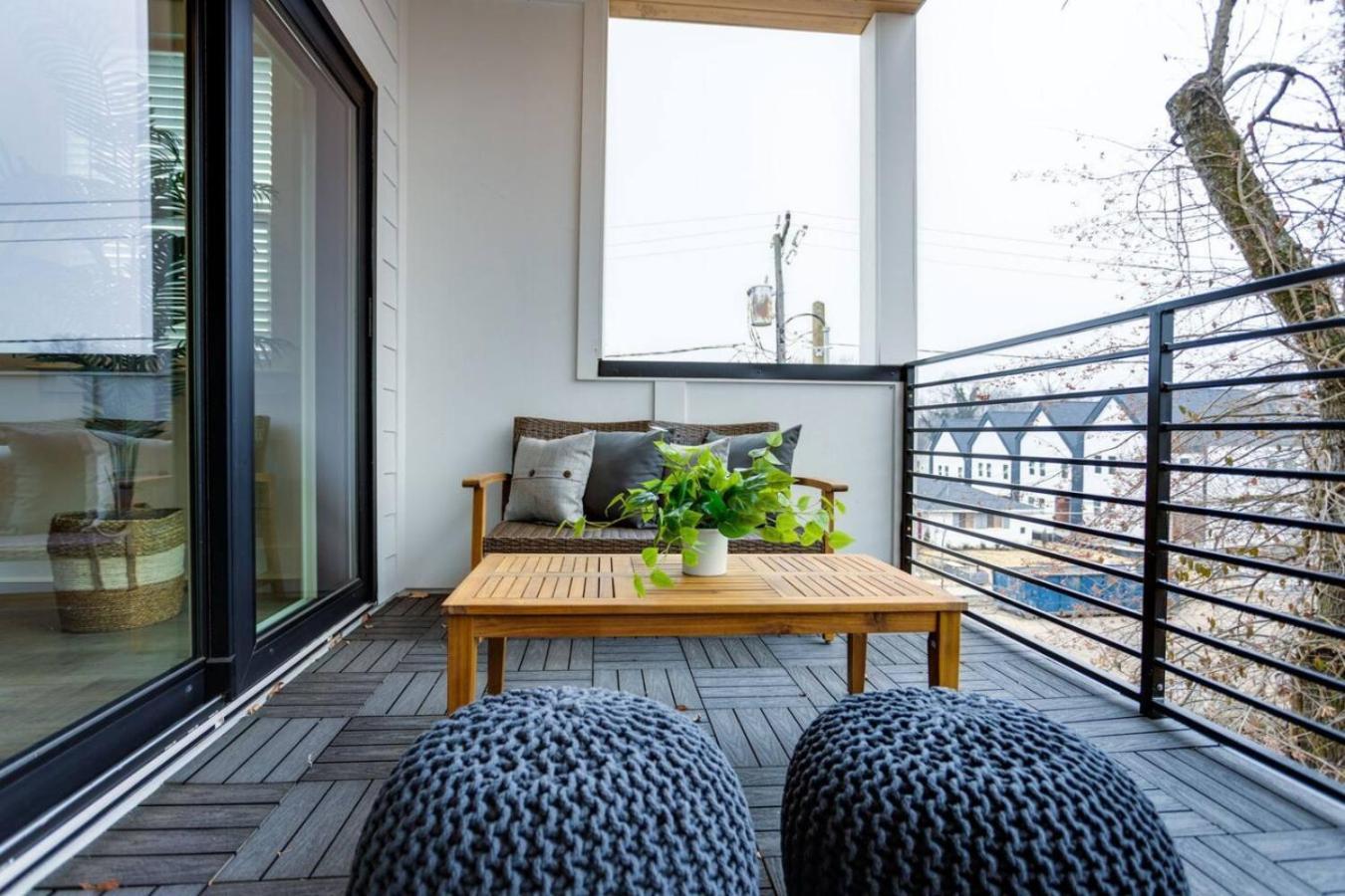 Premier Townhome East Minutes Downtown Nashville