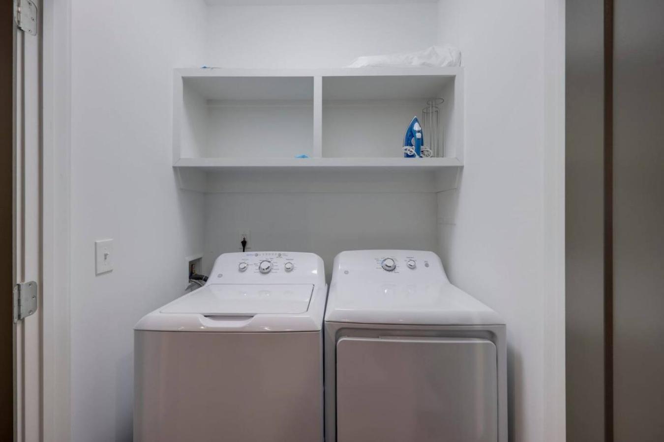 Two Elegant Townhomes Perfect For Large Groups Nashville