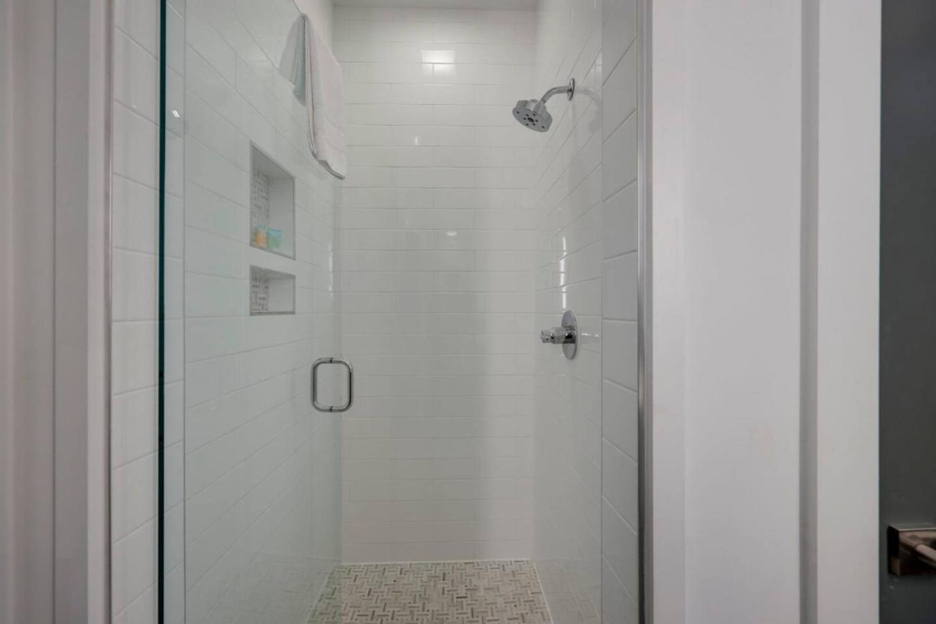 Holiday home Two Elegant Townhomes Perfect For Large Groups Nashville