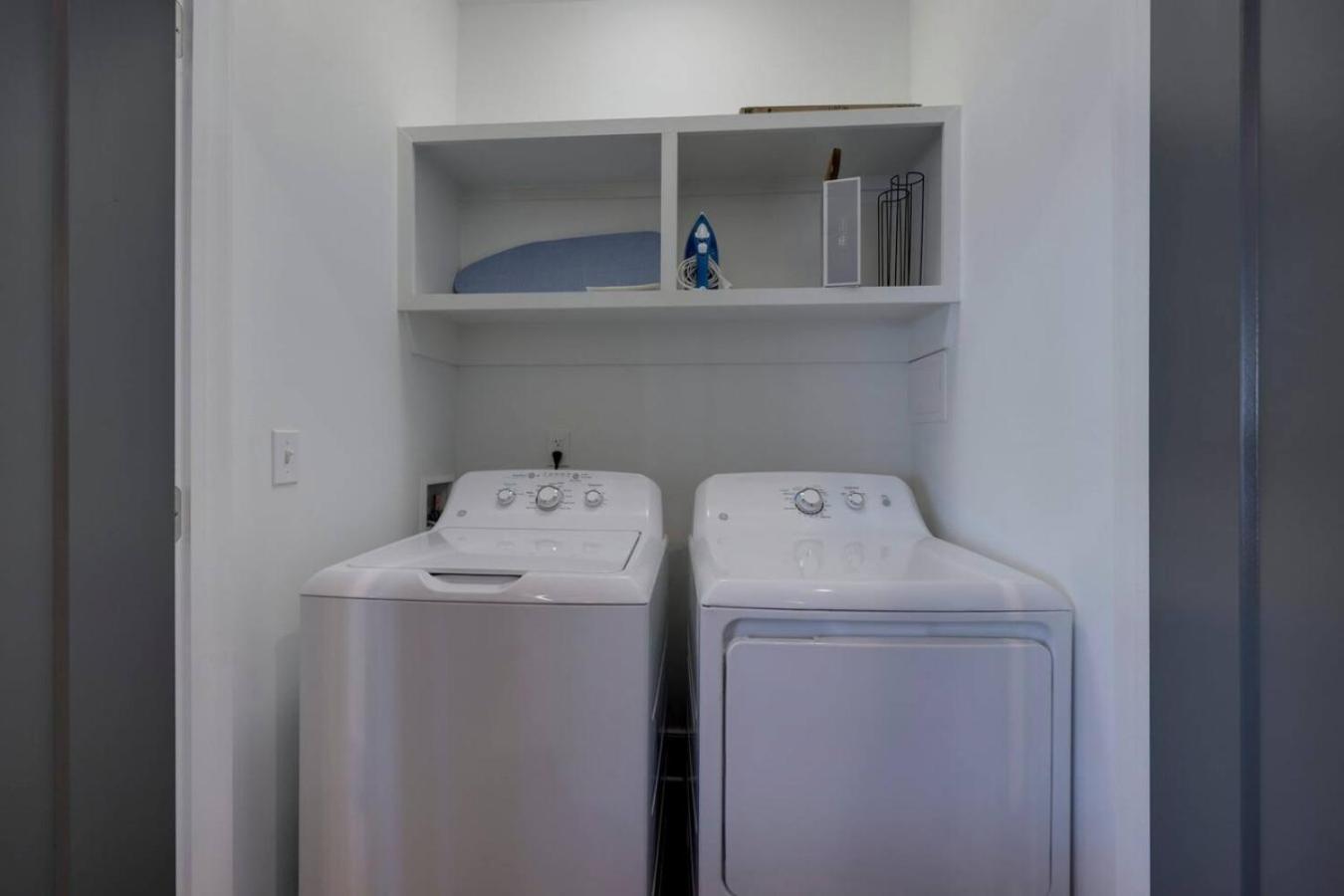 Two Elegant Townhomes Perfect For Large Groups Nashville