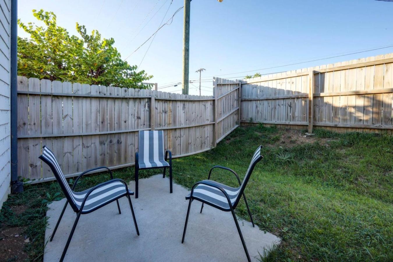 Two Spectacular Homes For Twenty Guests With Outdoor Patio Holiday home *