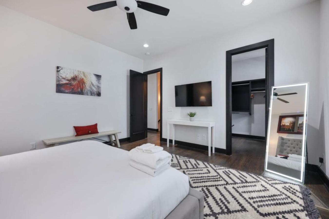 Holiday home Urban Elegance Rooftop Lounge With Hot Tub Nashville