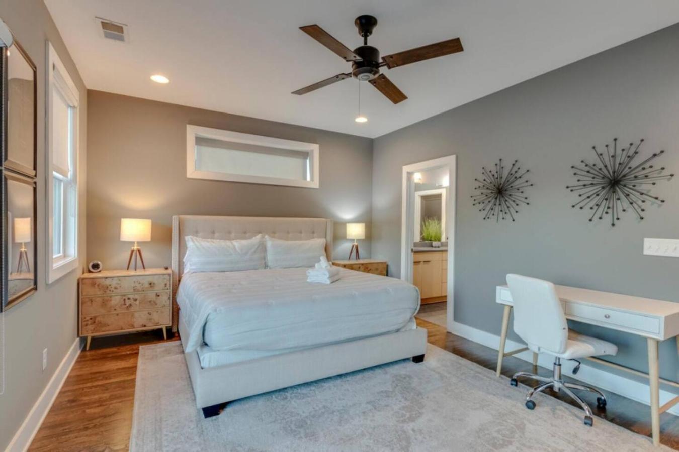 Holiday home Spacious And Modern 2 Rooftops Stage Games And