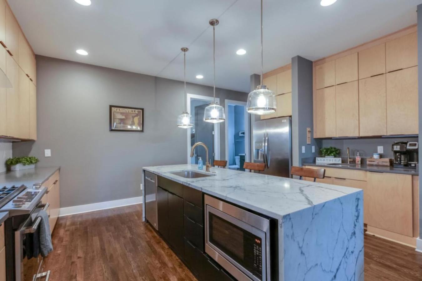 Spacious And Modern 2 Rooftops Stage Games And Holiday home