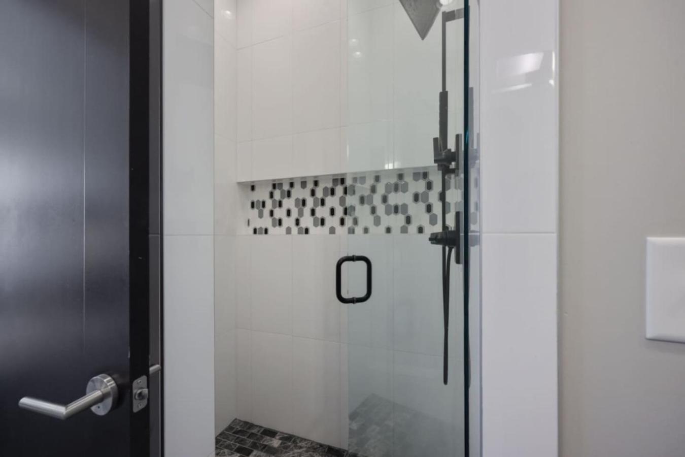 Holiday home Rhythmic Retreat Rooftop Lounge 4 Bedroom 4.5 Bath