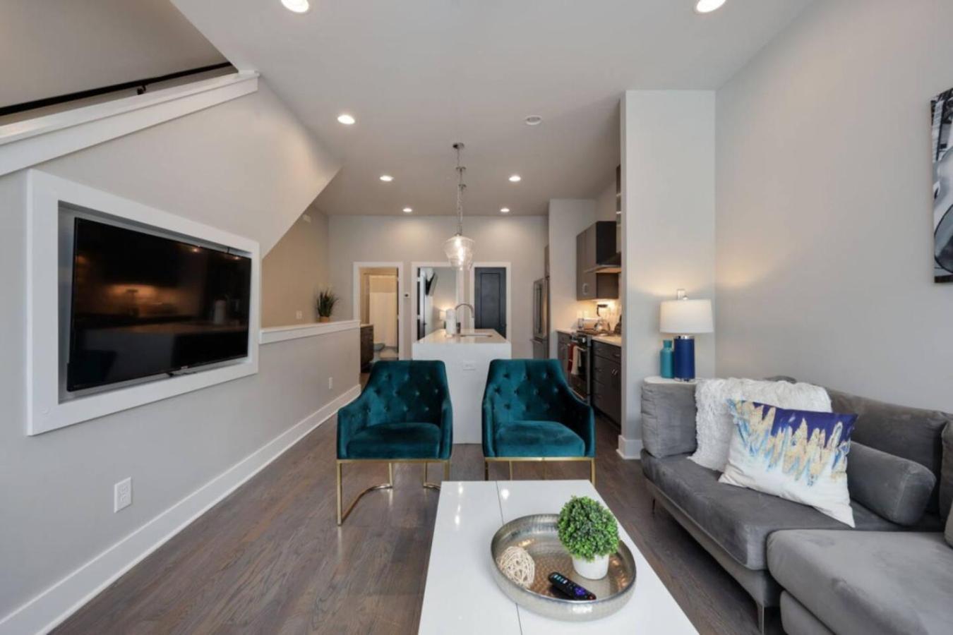 Holiday home Rhythmic Retreat Rooftop Lounge 4 Bedroom 4.5 Bath *