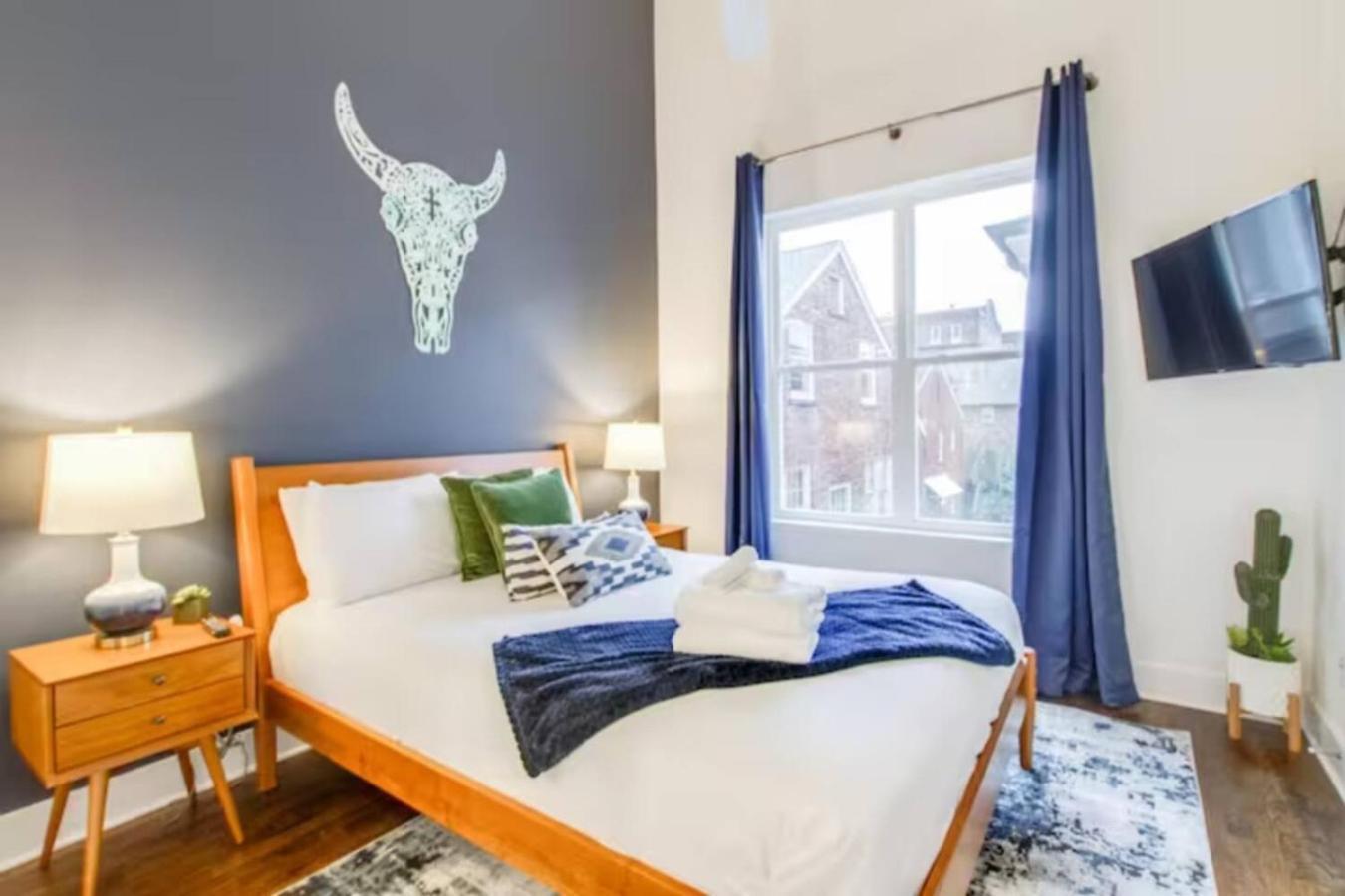 Two Townhomes Rooftop Patios Hillsboro Village * Nashville