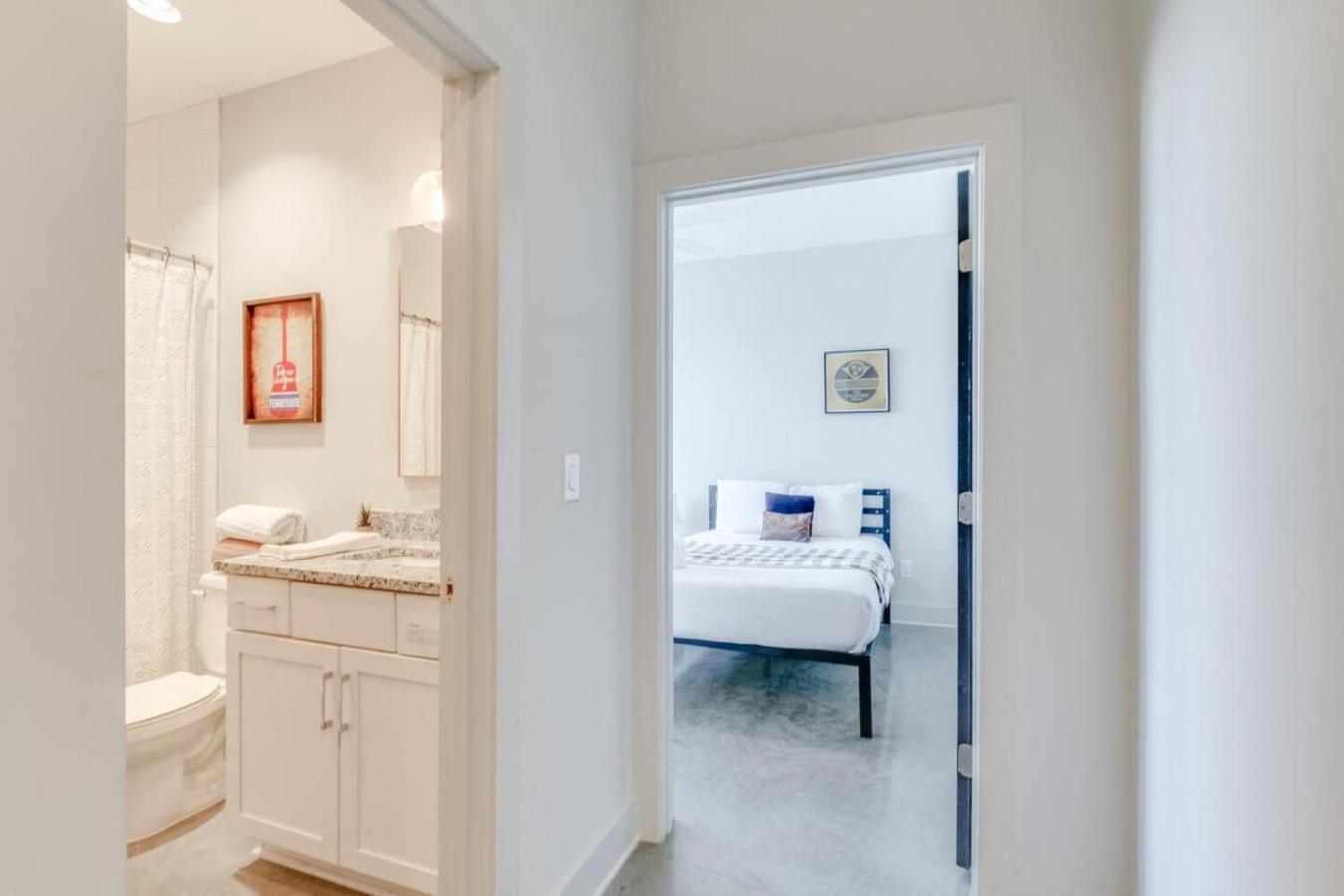 Holiday home Harmony Of Dual Townhomes With 14 Beds