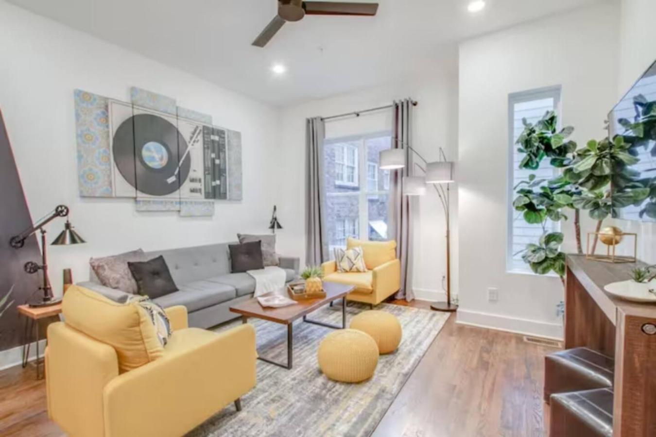 Two Townhomes Rooftop Patios Hillsboro Village * Nashville