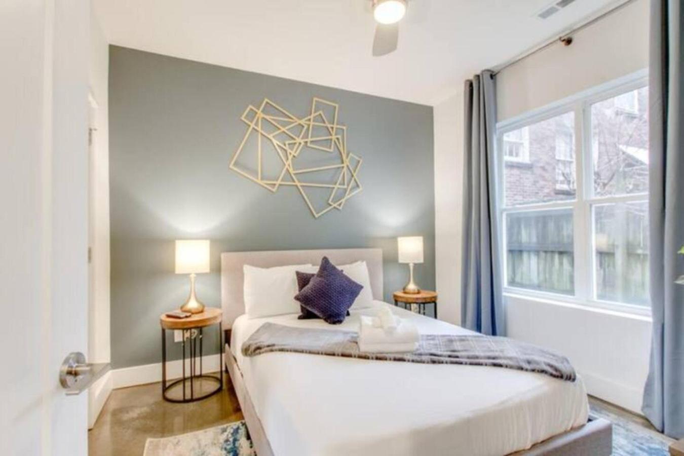 Two Townhomes Rooftop Patios Hillsboro Village Holiday home *