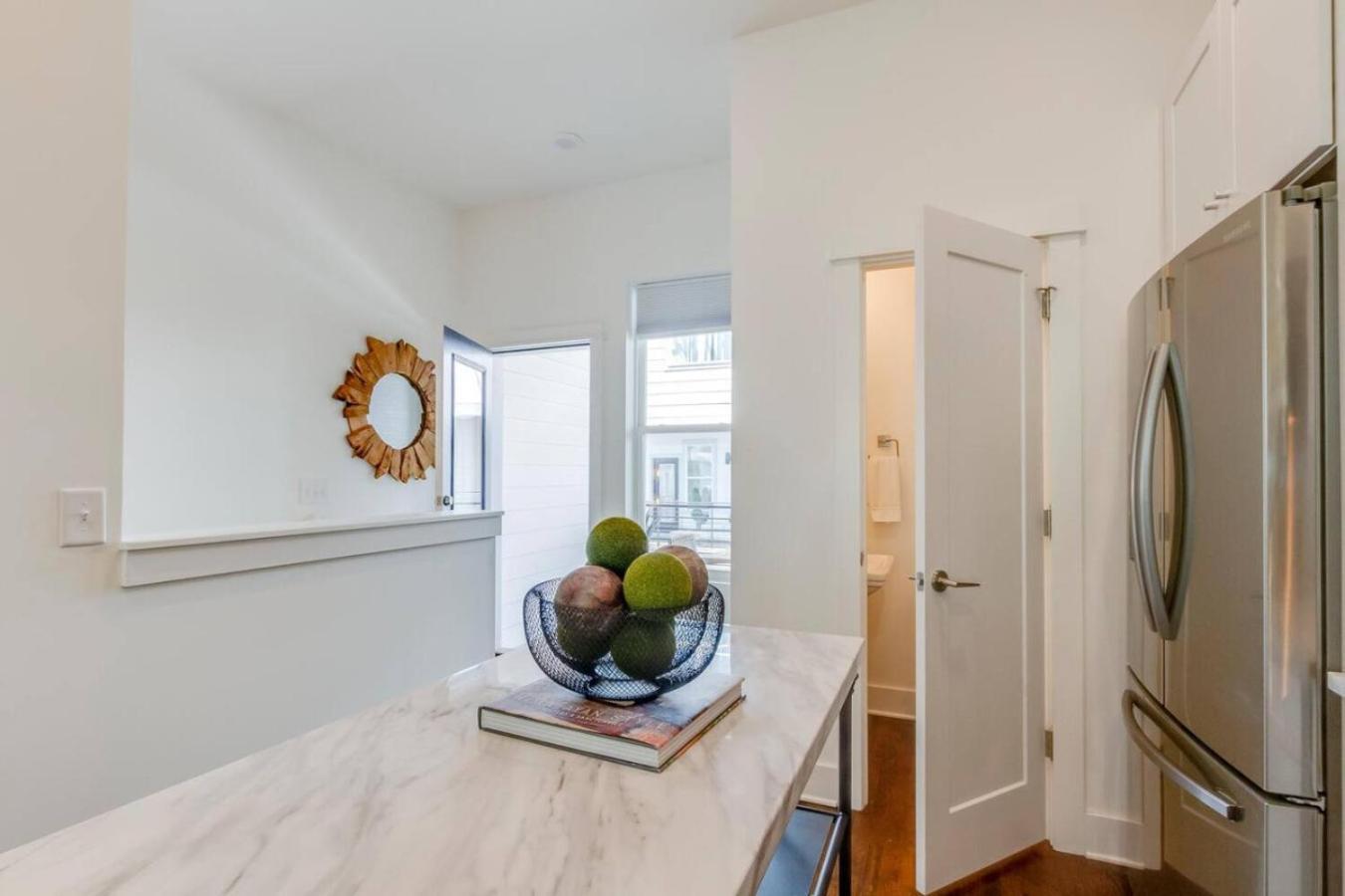 Holiday home Two Townhomes Rooftop Patios Hillsboro Village