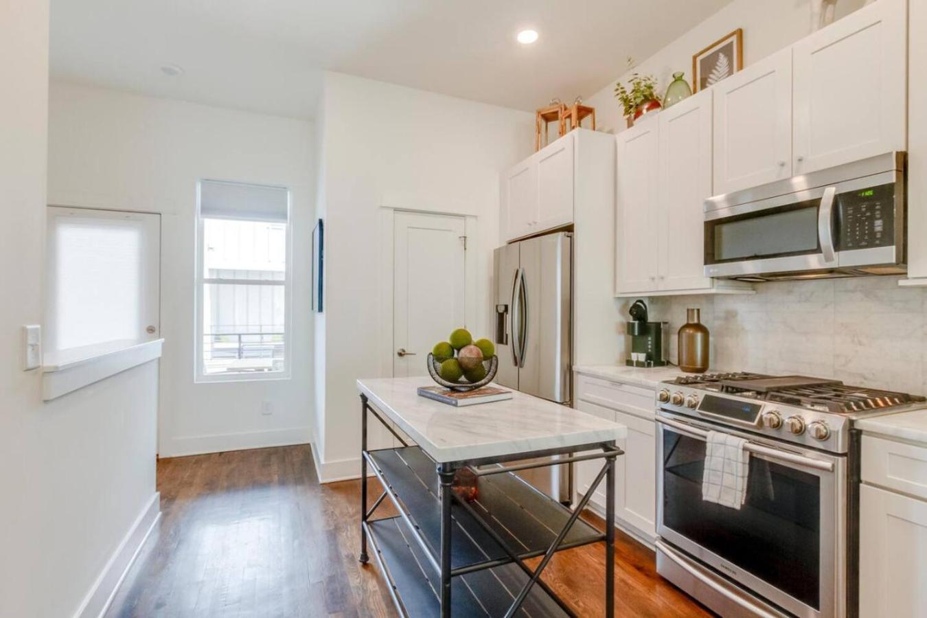 Two Townhomes Rooftop Patios Hillsboro Village Nashville