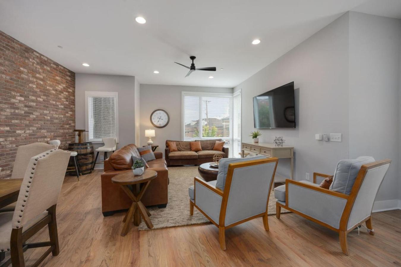Two Townhomes Rooftop Lounges With Skyline Views