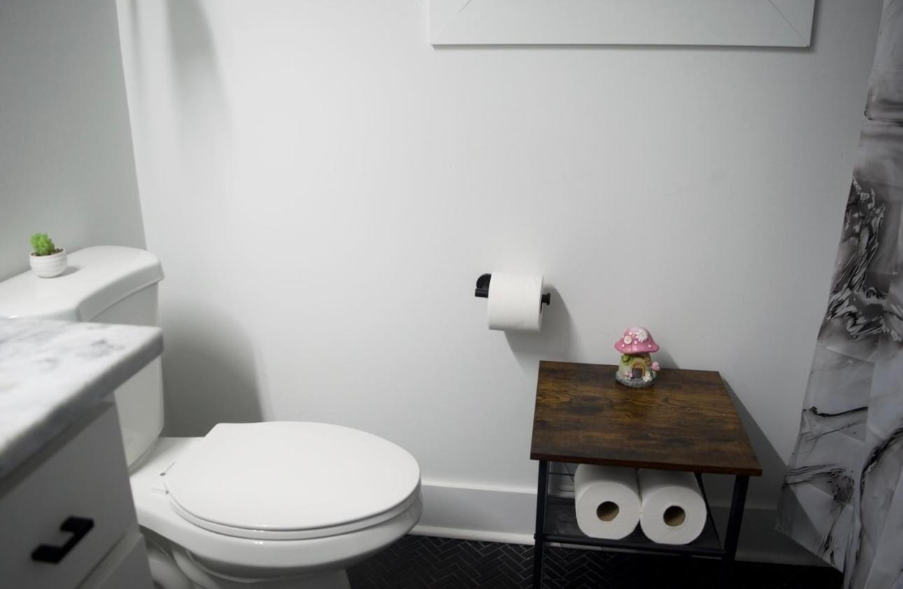 Luxe Retreat! 7mins Near Downtown Nashvegas! Nashville