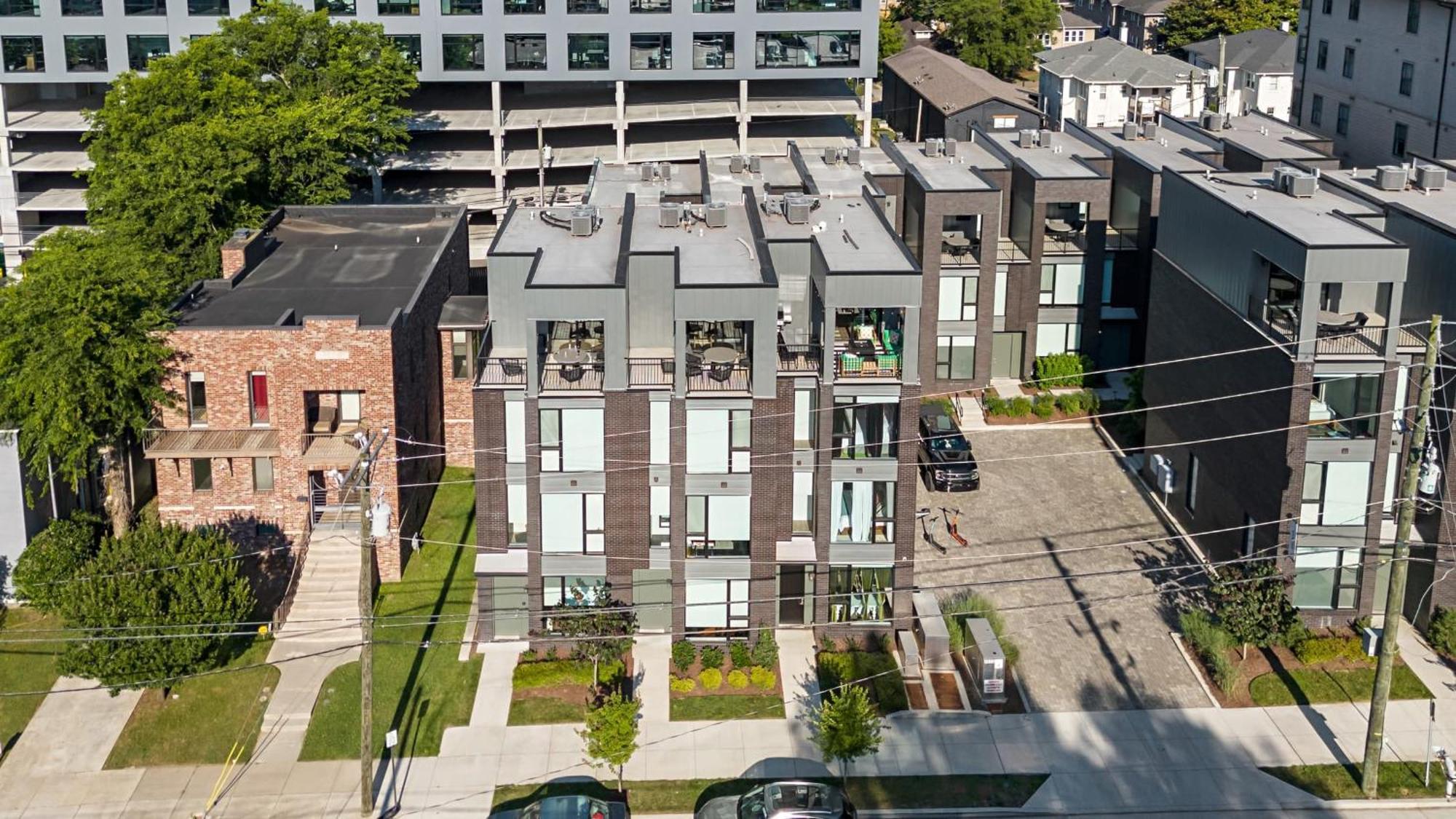 Apartment The Grove By Avantstay Stylish Group With Private Bathrooms Nashville