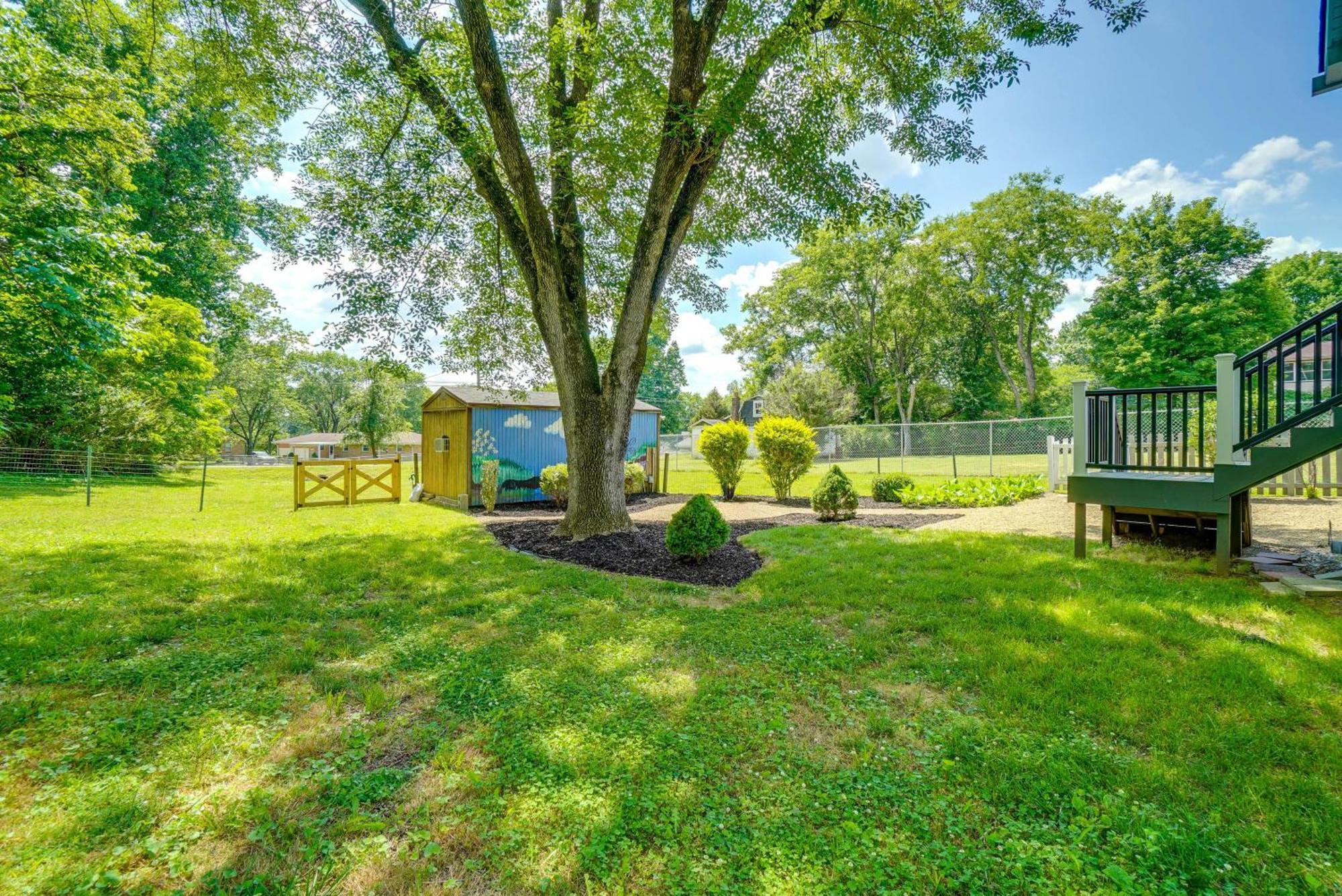 Quiet Old Hickory With Deck Nashville