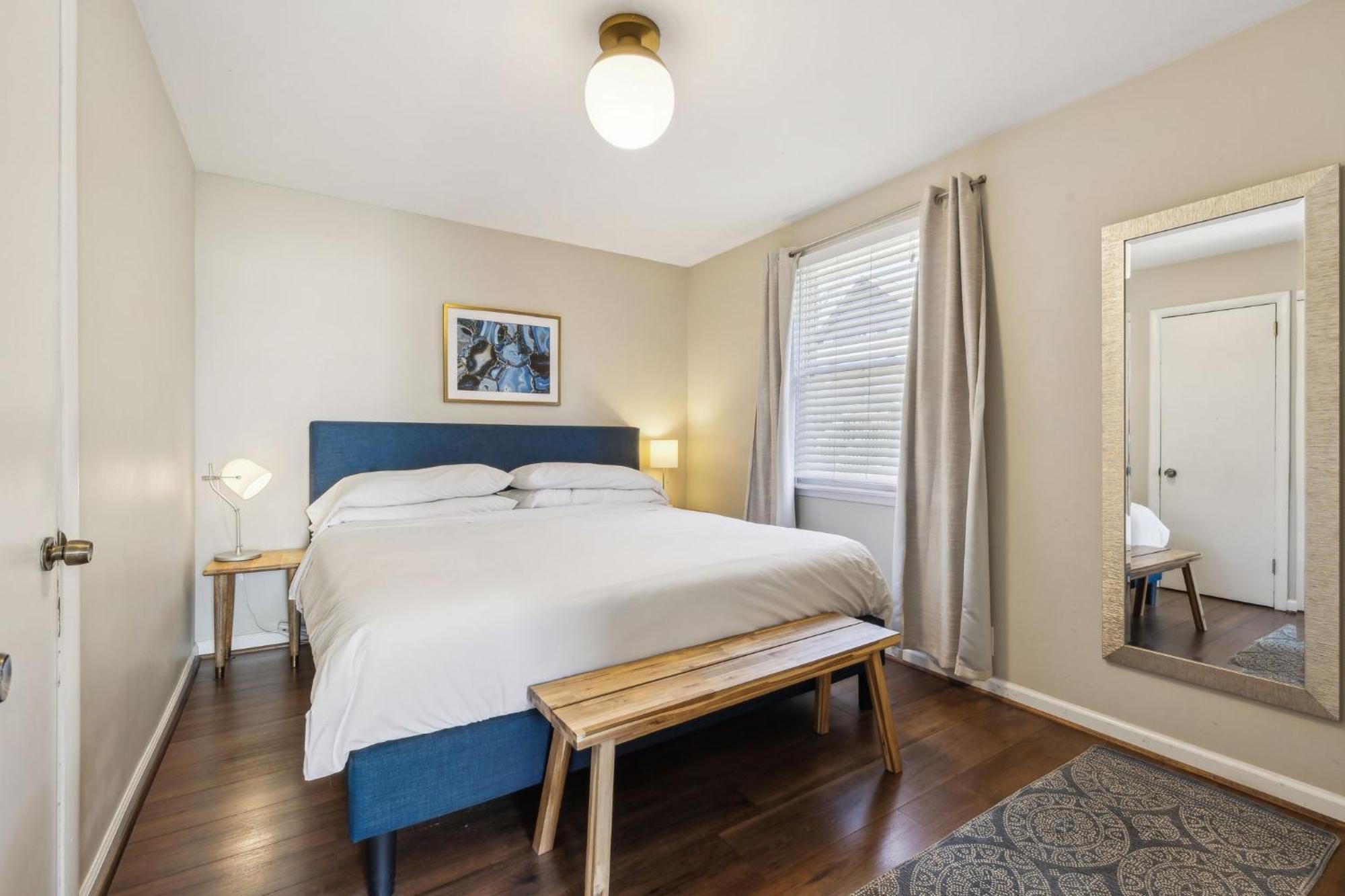 Avalon Close To Downtown And Park Free