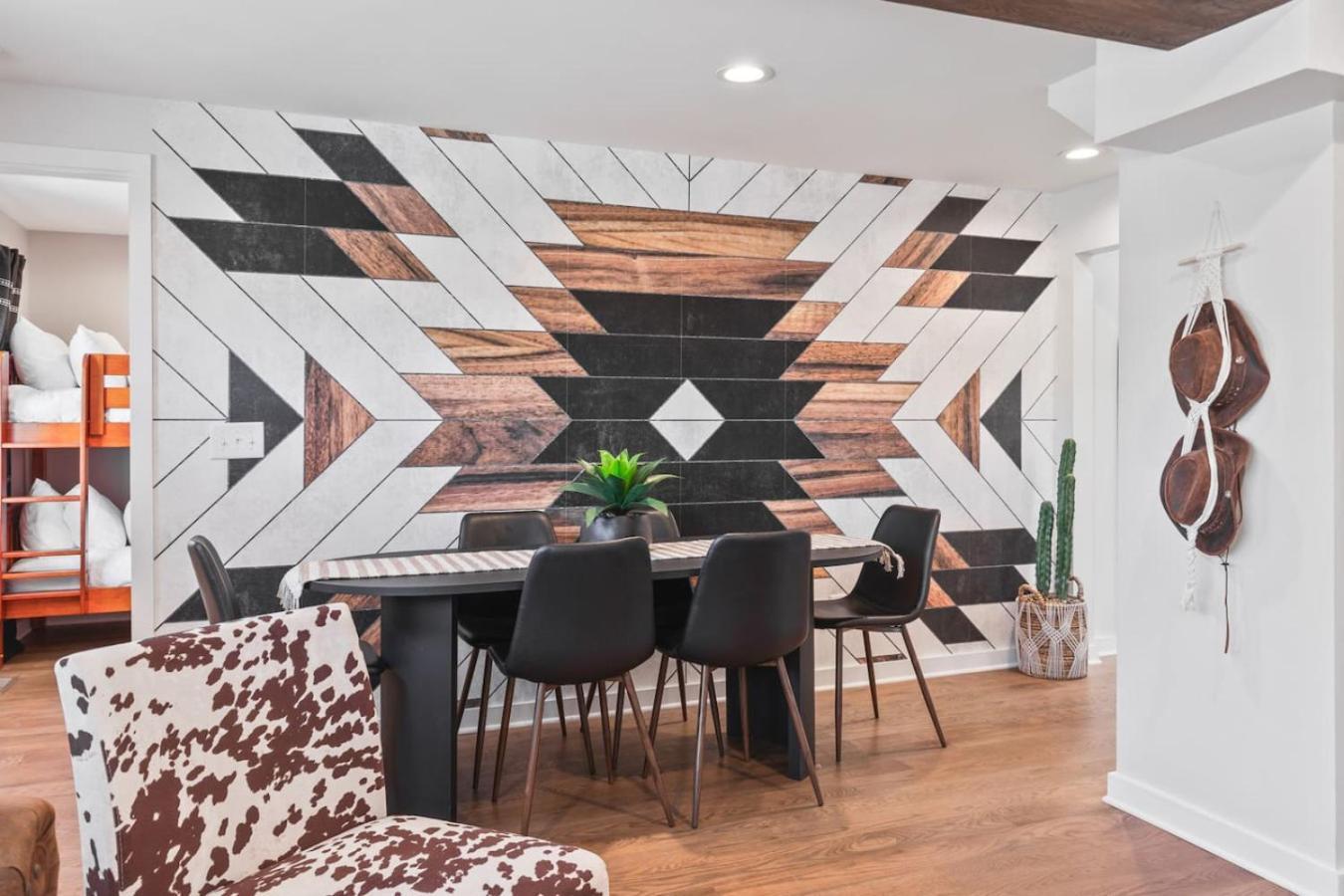 Chic And Cozy - Walk To Bars, Coffee, And Restaurants * Nashville