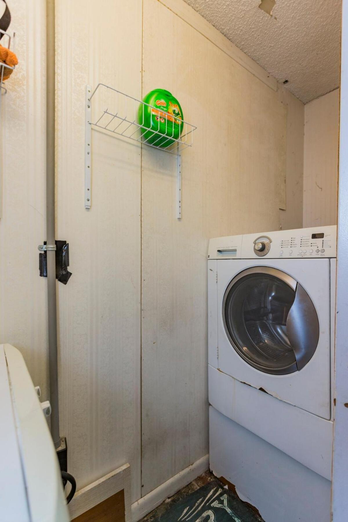 Holiday home 8 Beds! Spacious Abode Ideal For Larger Groups!