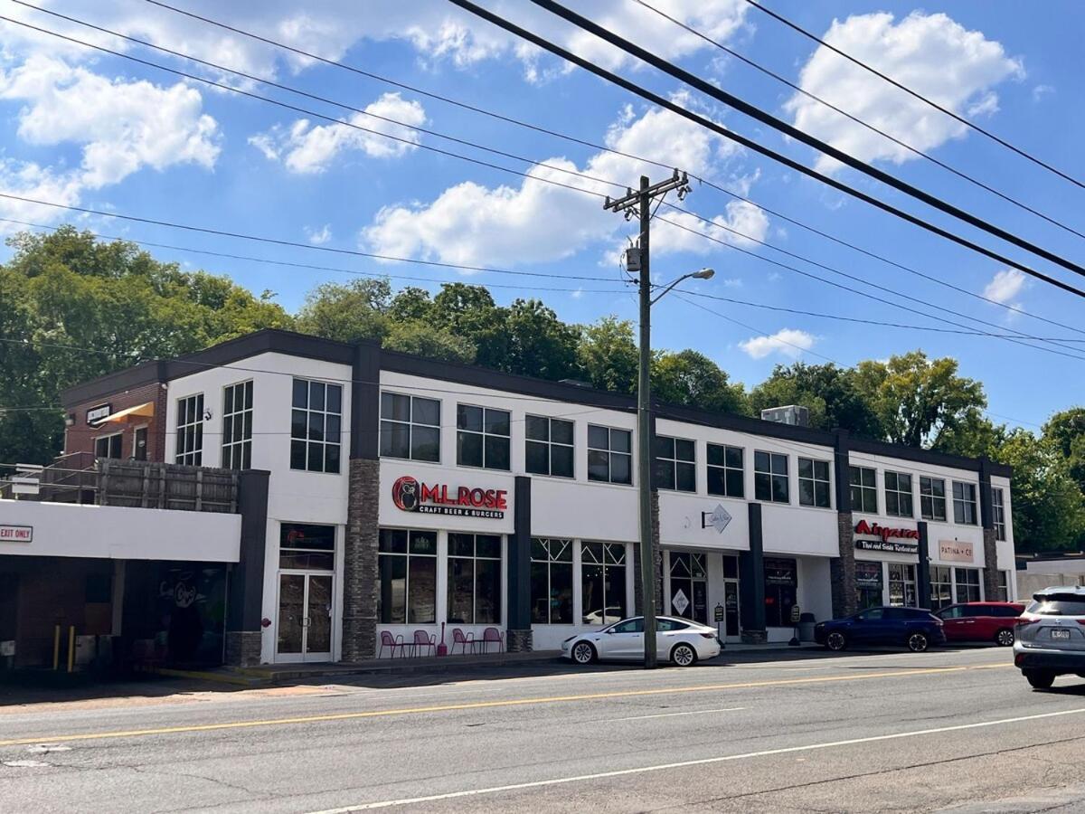 Luxury With Huge Rooftop And 7 Beds Holiday home *