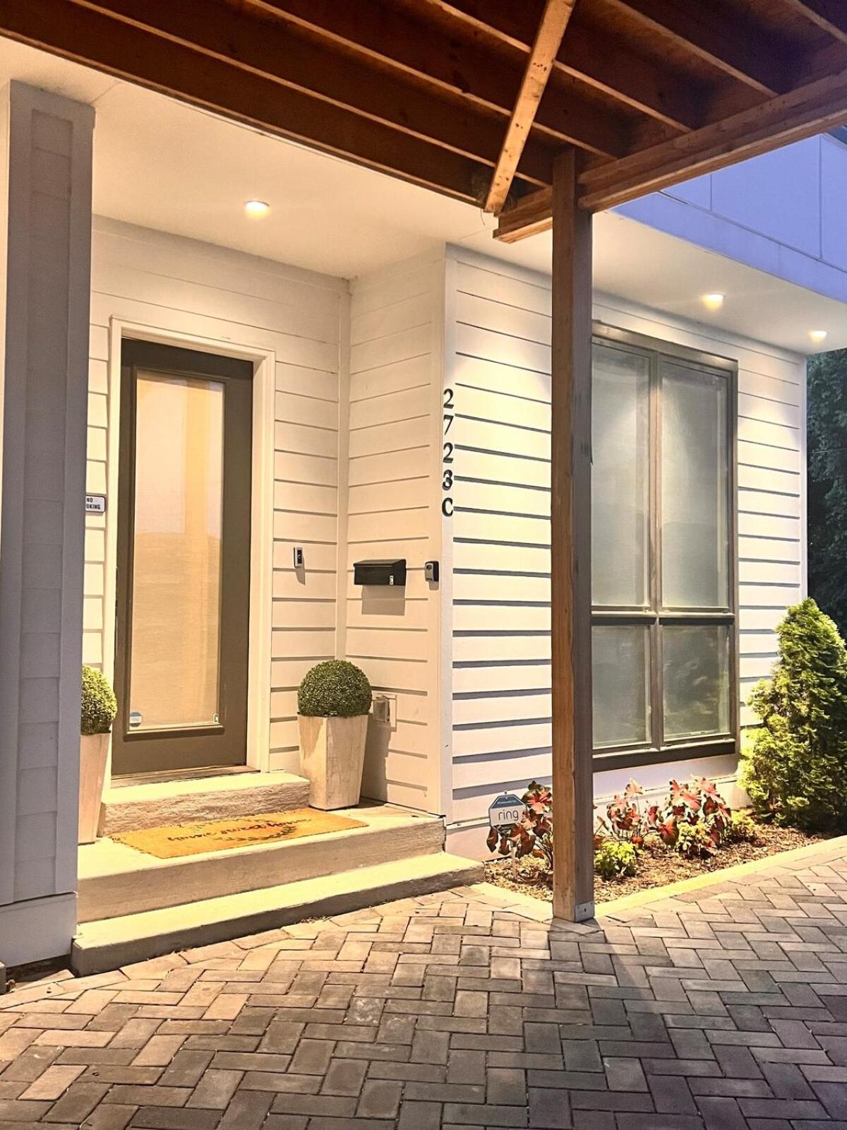 Holiday home Luxury With Huge Rooftop And 7 Beds *