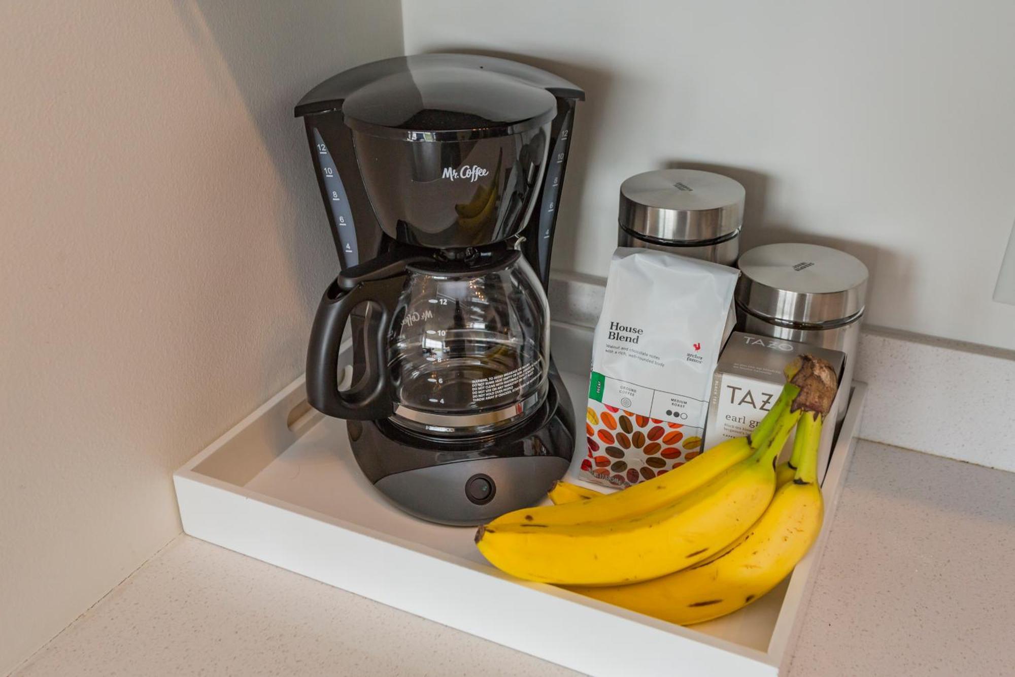 5m636- Views With Floor To Ceiling Windows * Nashville