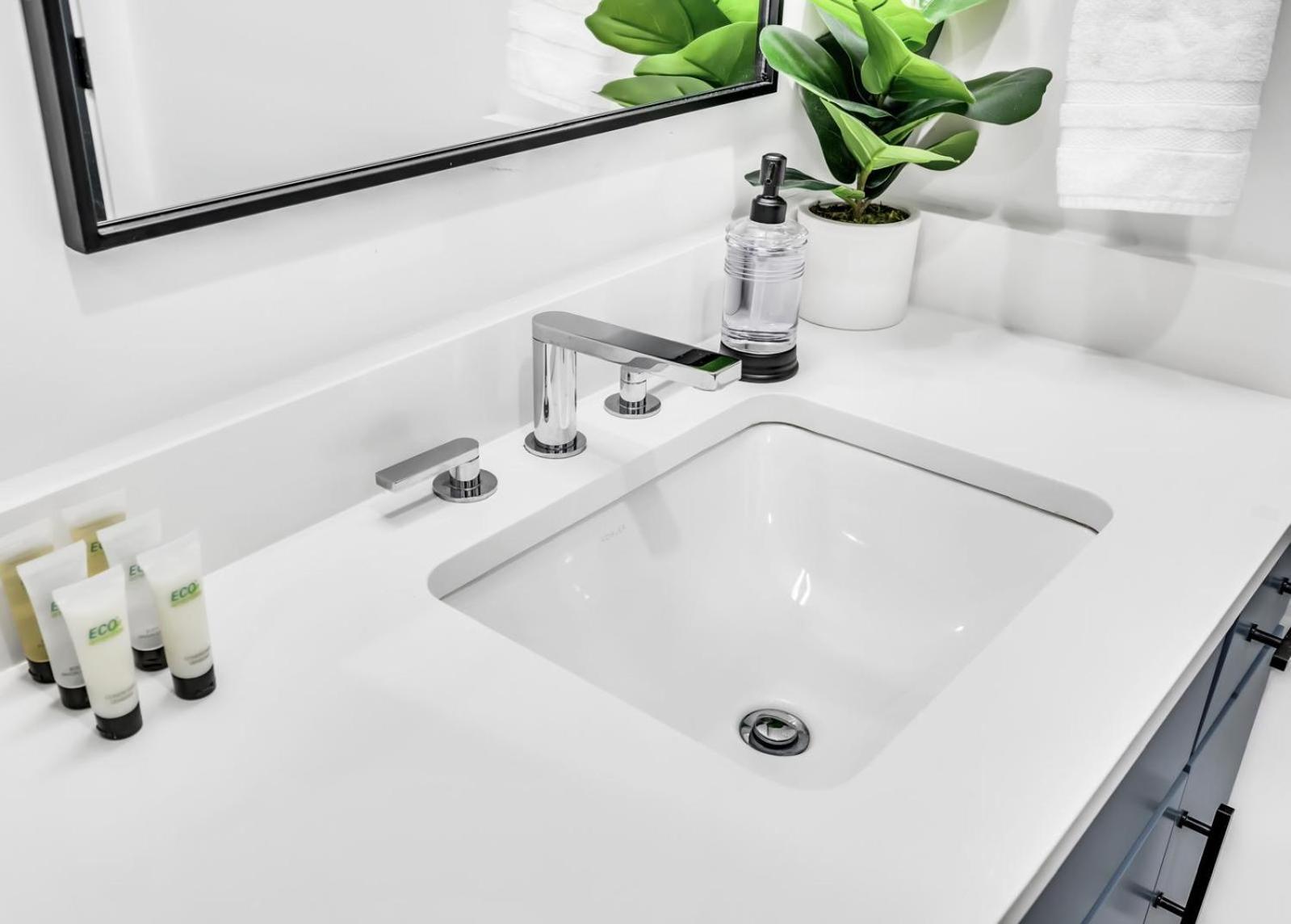 C On Music Row, 4 Min Broadway Holiday home Nashville