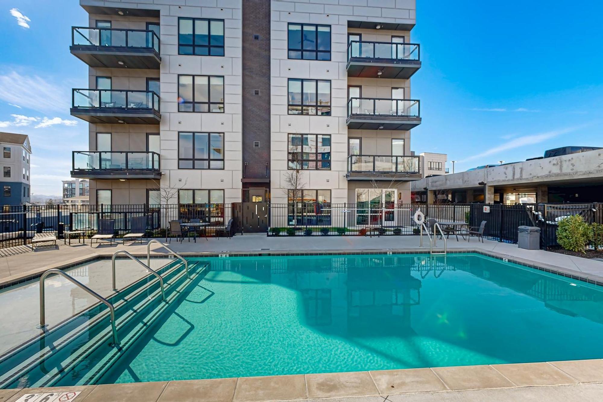 Apartment Odyssey Unit 307 *